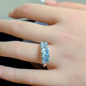 Vintage Five Blue Topaz Heart Shank 925 Sterling Silver Ring Size 9